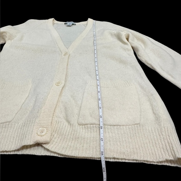 Reed Hunter 96% Lambswool Cardigan – Buttercream Yellow, Size Small - Picture 6 of 8